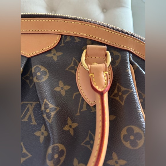 Louis Vuitton Tivoli PM Monogram Canvas Handbag - Picture 11 of 16
